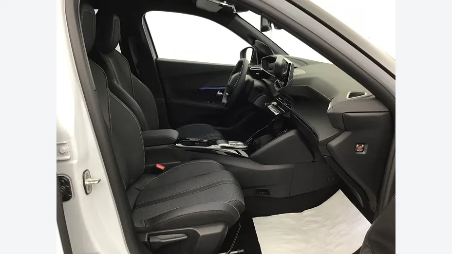 PEUGEOT 2008 -