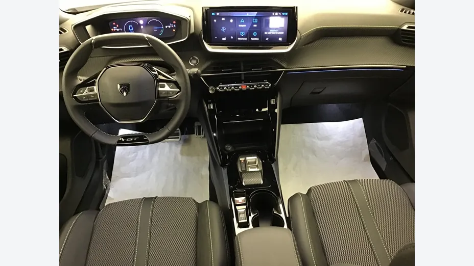PEUGEOT 2008 -
