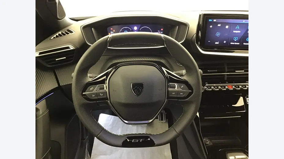 PEUGEOT 2008 -