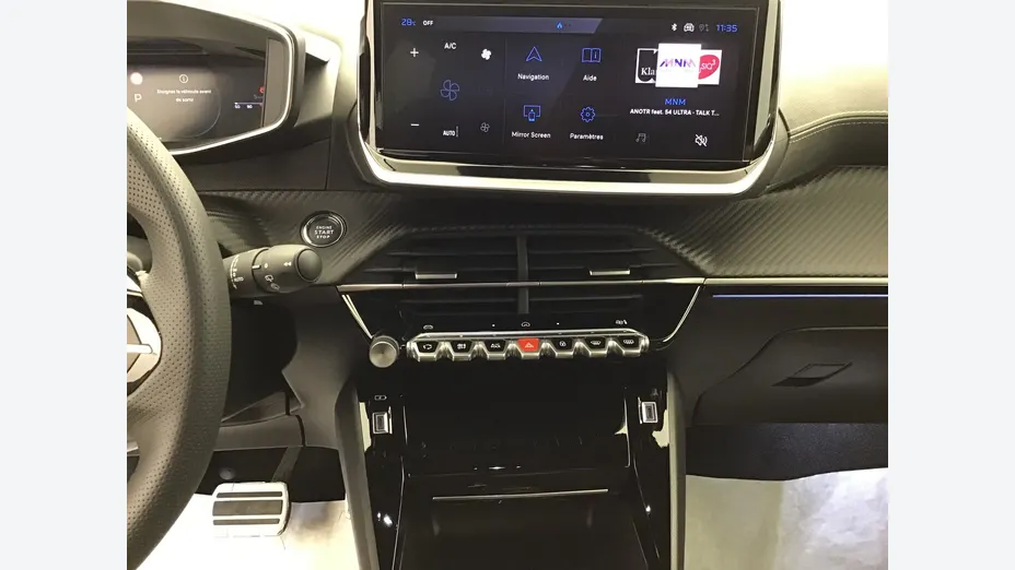 PEUGEOT 2008 -