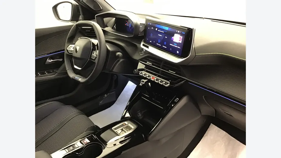 PEUGEOT 2008 -