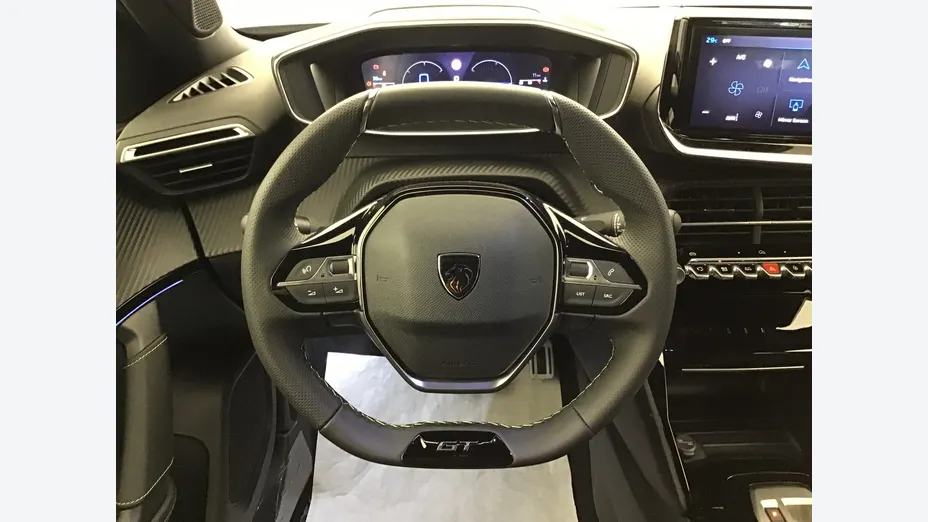 PEUGEOT 2008 -