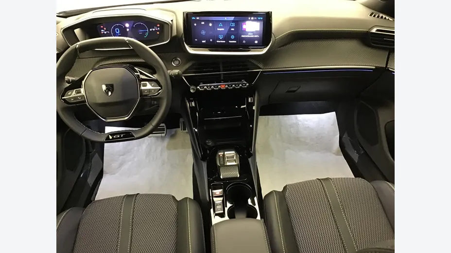 PEUGEOT 2008 -