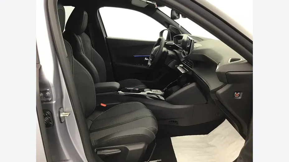 PEUGEOT 2008 -