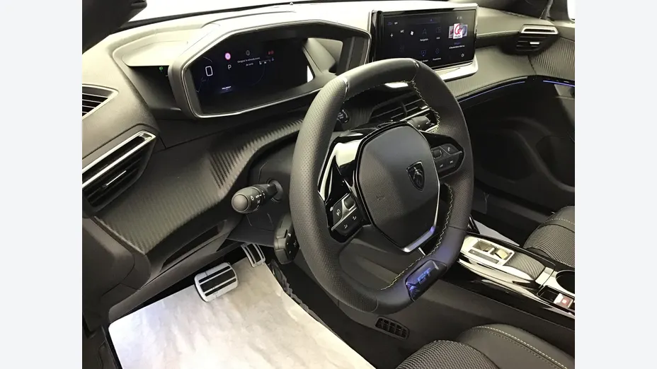 PEUGEOT 2008 -