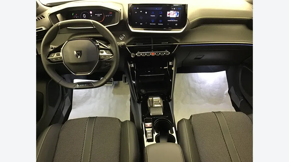 PEUGEOT 2008 -
