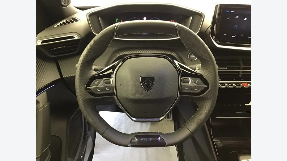 PEUGEOT 2008 -