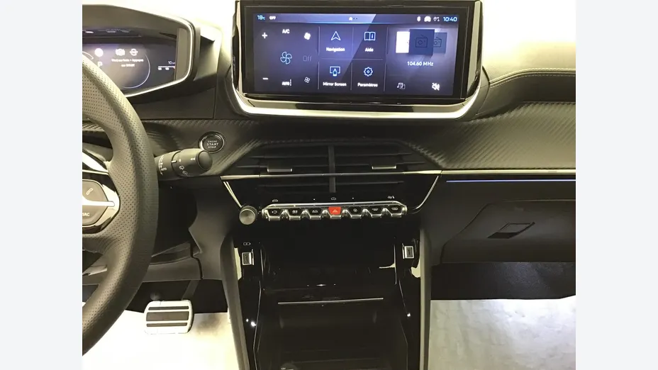 PEUGEOT 2008 -