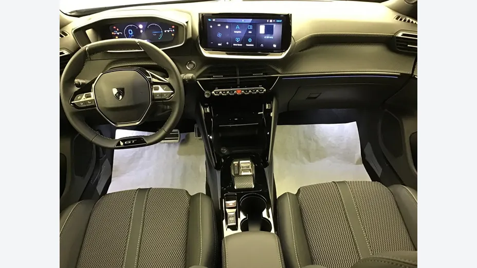 PEUGEOT 2008 -