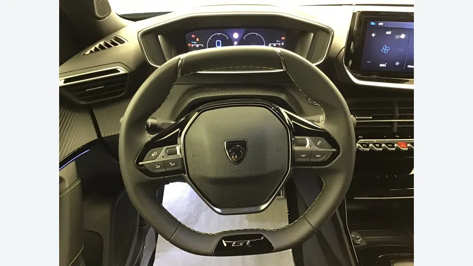 PEUGEOT 2008 -