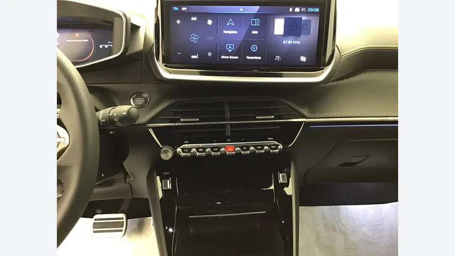 PEUGEOT 2008 -