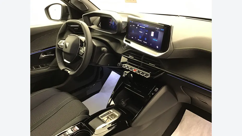 PEUGEOT 2008 -