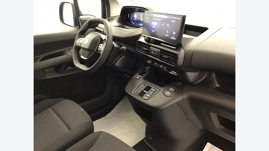 PEUGEOT Partner -