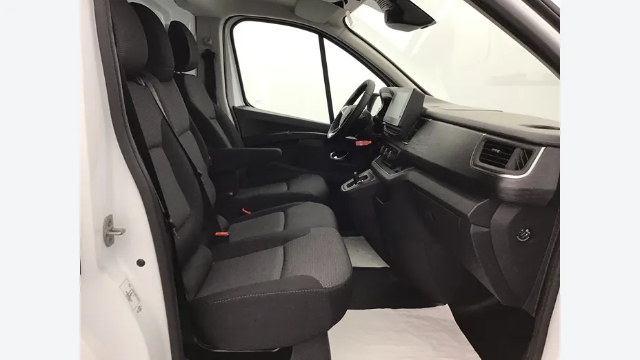 RENAULT Trafic -