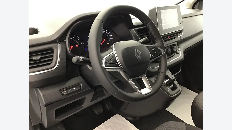 RENAULT Trafic -
