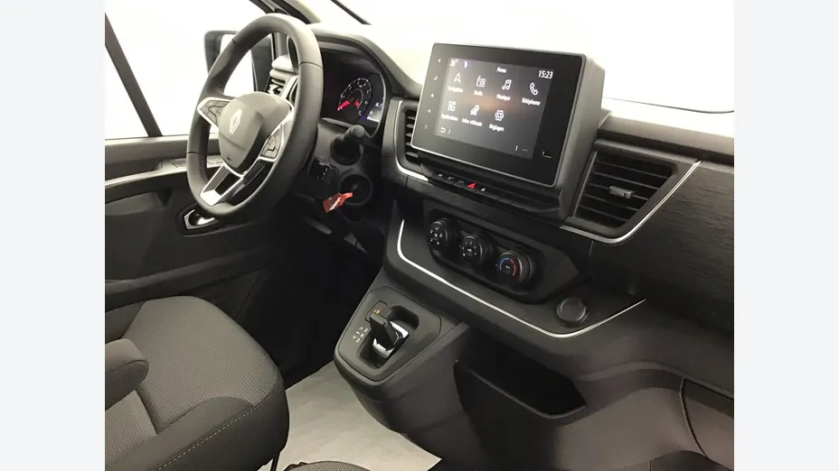 RENAULT Trafic -