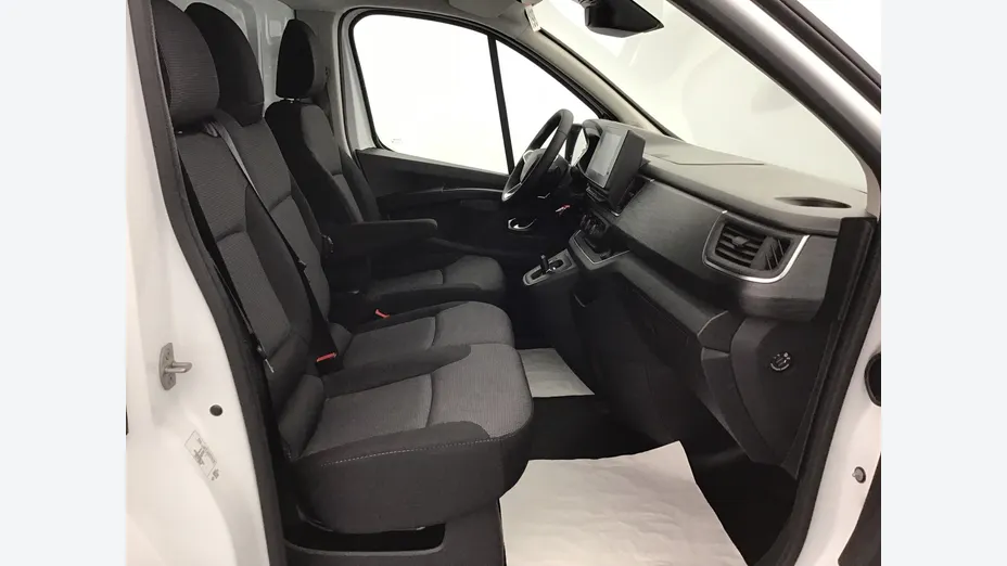 RENAULT Trafic -