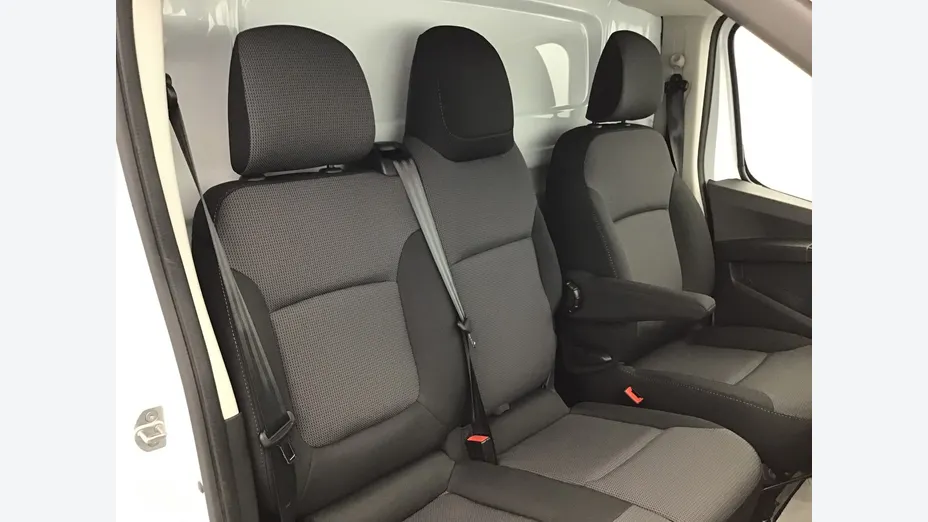 RENAULT Trafic -