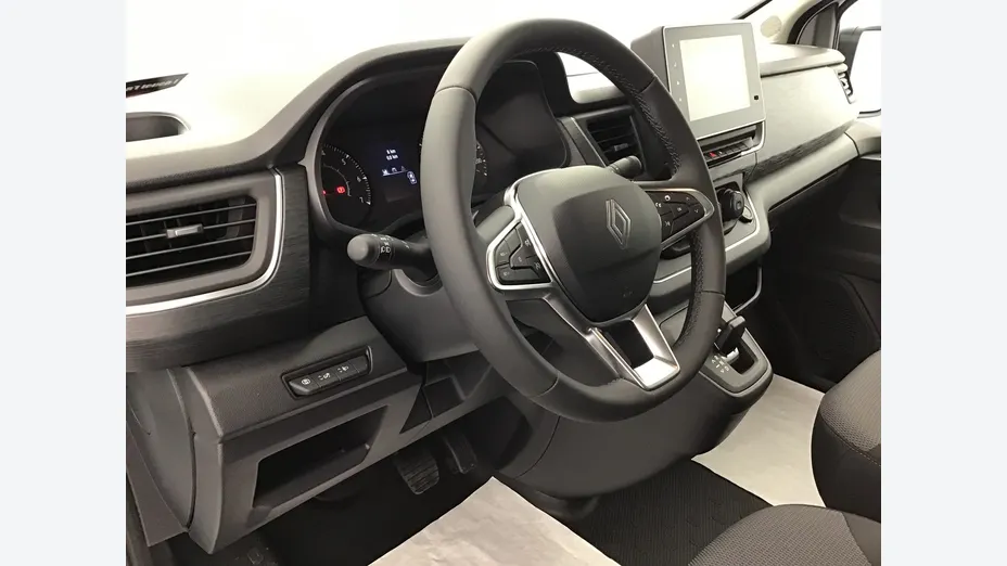 RENAULT Trafic -