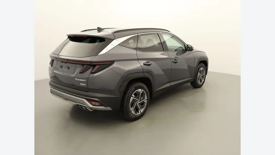 HYUNDAI Tucson -