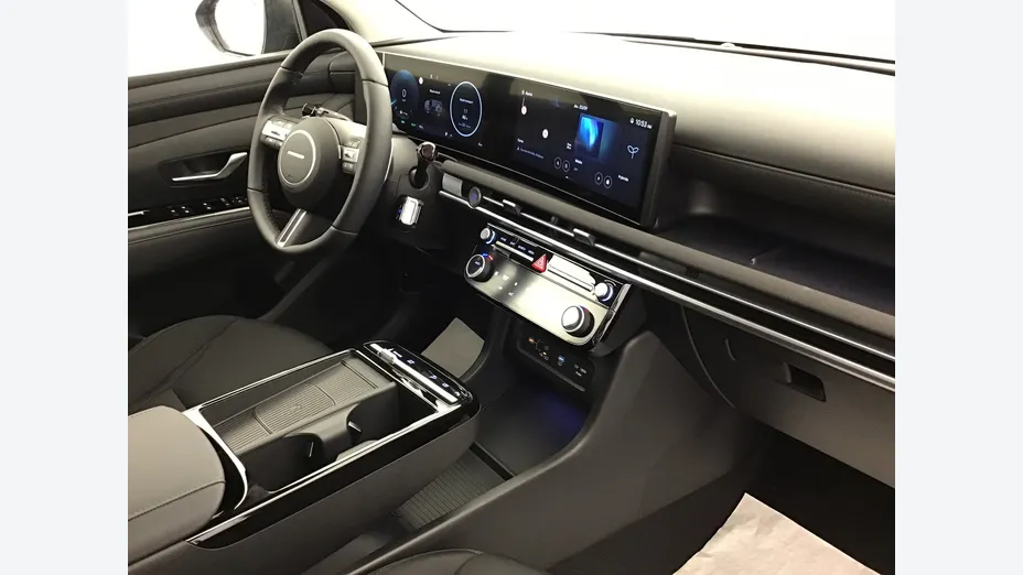 HYUNDAI Tucson -