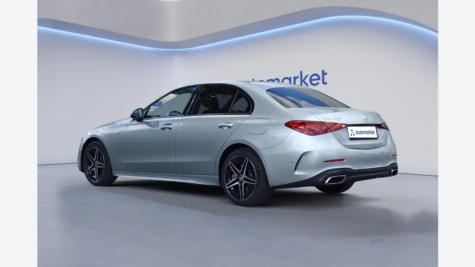 MERCEDES-BENZ C Klasa C 300 de PHEV 4-Matic AMG Nowy