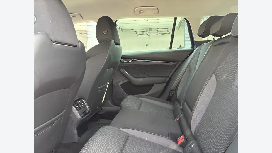 SKODA Octavia Octavia 2.0 TDI Ambition DSG