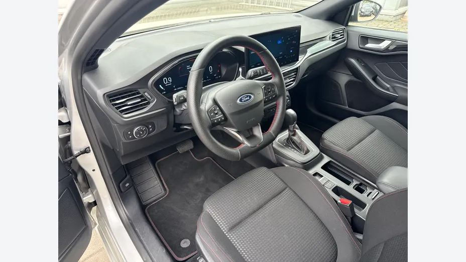 FORD Focus Focus 1.0 EcoBoost mHEV ST-Line X aut