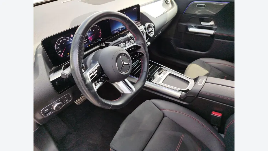 MERCEDES-BENZ GLA GLA 200 mHEV AMG Line 7G-DCT