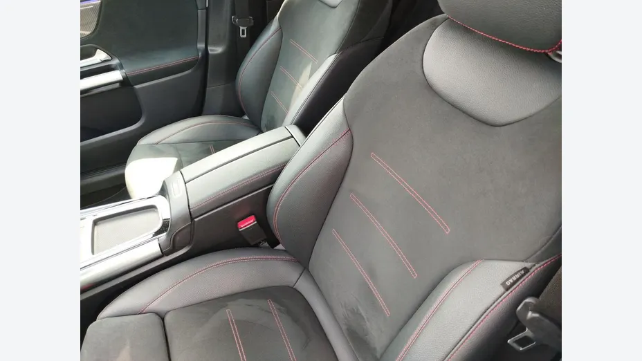 MERCEDES-BENZ GLA GLA 200 mHEV AMG Line 7G-DCT