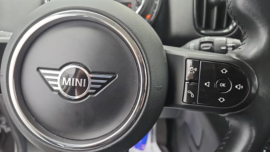 MINI [BMW] Countryman Cooper D aut