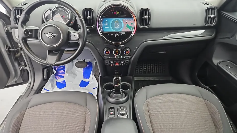 MINI [BMW] Countryman Cooper D aut