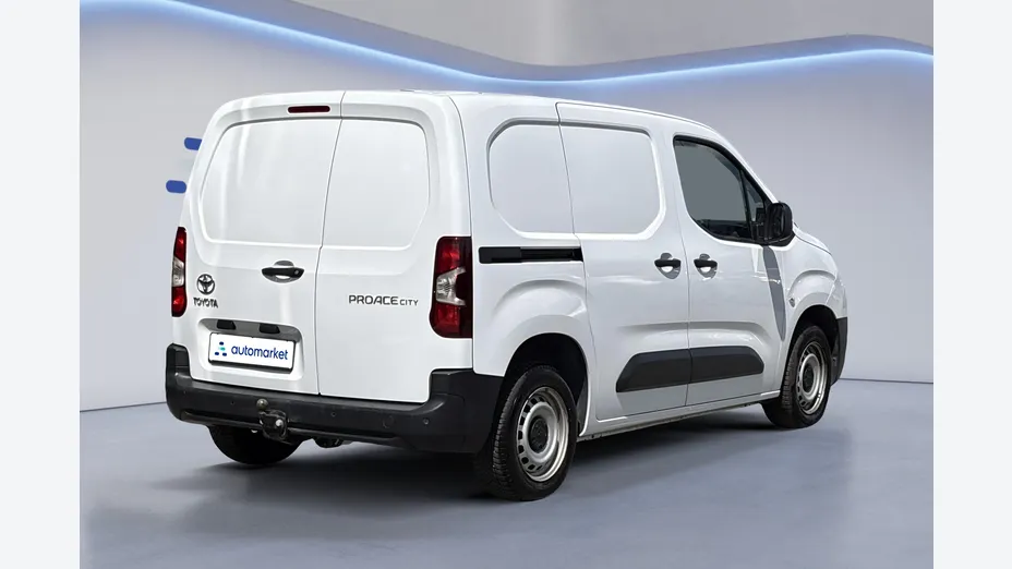TOYOTA Proace City Proace City 1.5 D-4D Standard 2,0t Active