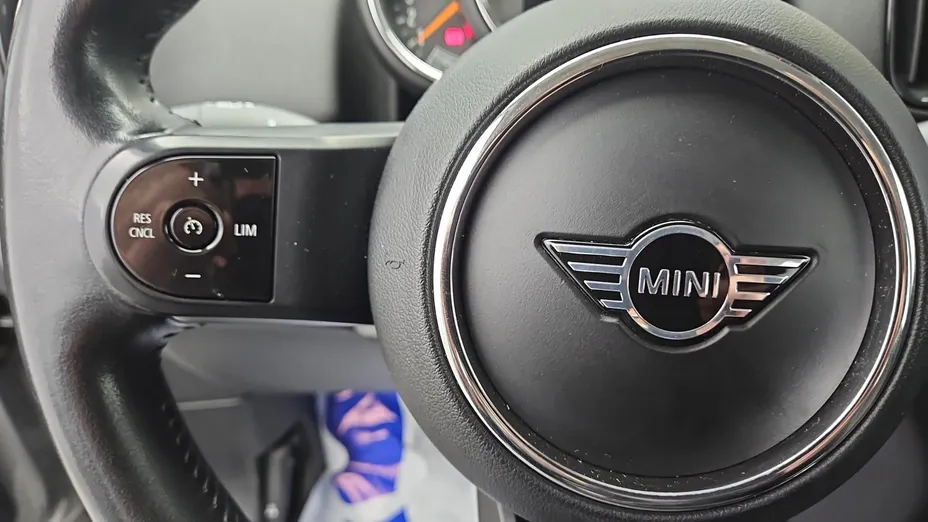 MINI [BMW] Countryman Cooper D aut