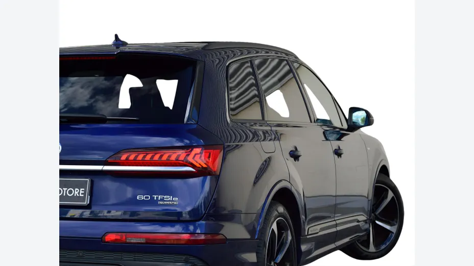 AUDI Q7 Q7 60 TFSI e Quattro S Line Tiptr.