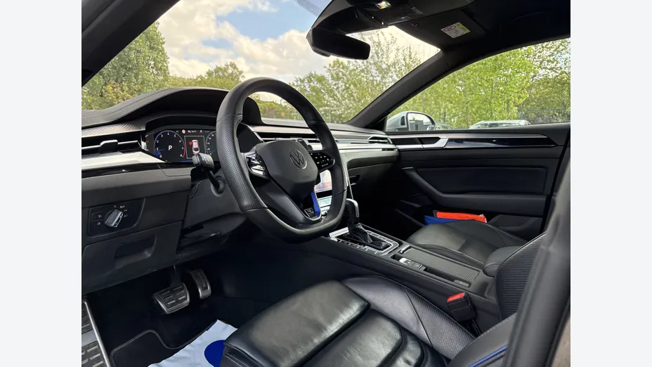 VOLKSWAGEN Arteon Arteon 2.0 TSI 4Motion R DSG