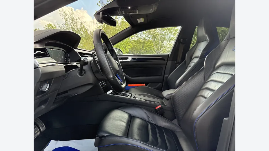 VOLKSWAGEN Arteon Arteon 2.0 TSI 4Motion R DSG
