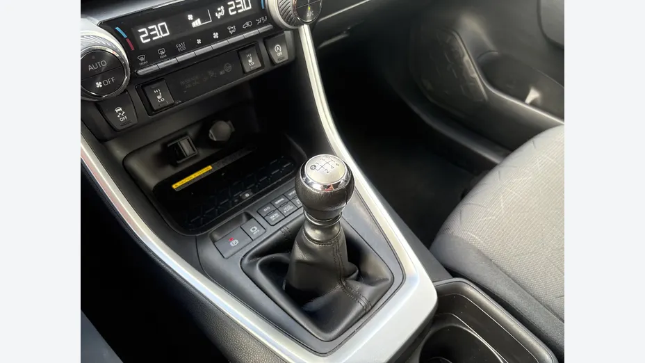 TOYOTA RAV4 RAV4 2.0 Comfort 4x4