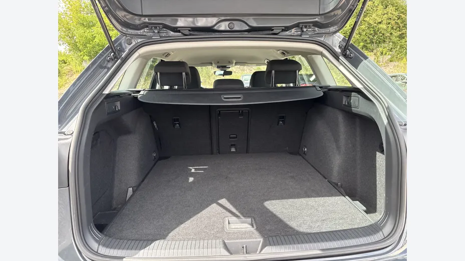VOLKSWAGEN Golf Golf VIII 2.0 TDI Life