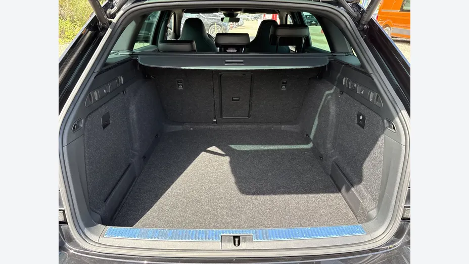 SKODA Superb Superb 2.0 TDI 4x4 Sportline DSG