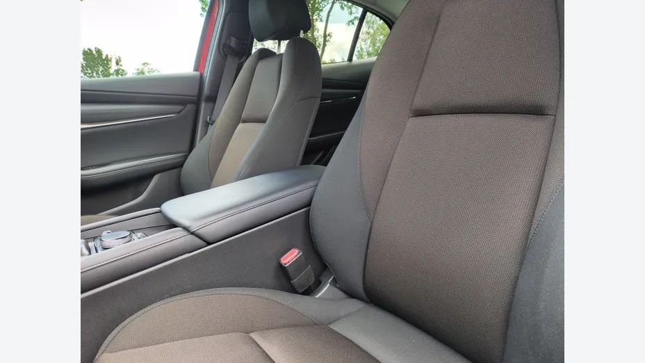 MAZDA 3 3 2.0 mHEV Kanjo aut
