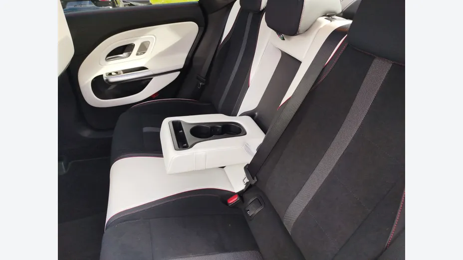 MERCEDES-BENZ CLA CLA 180 mHEV AMG Line 7G-DCT