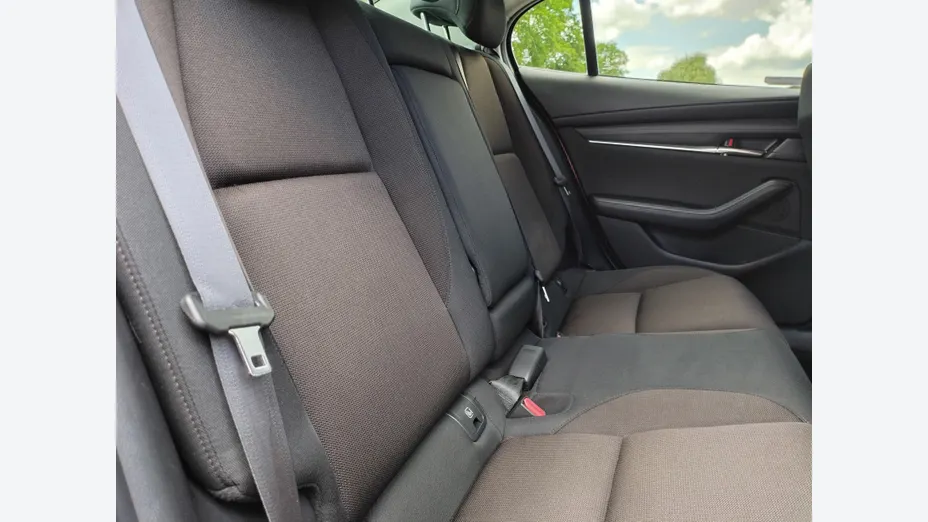 MAZDA 3 3 2.0 mHEV Kanjo aut