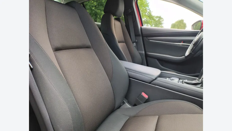 MAZDA 3 3 2.0 mHEV Kanjo aut