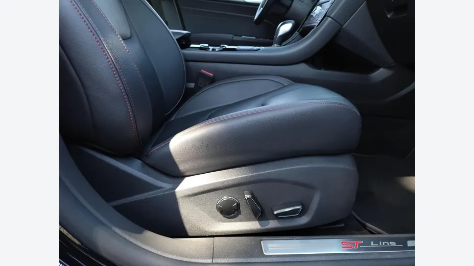 FORD Mondeo Mondeo 2.0 Hybrid ST-Line X