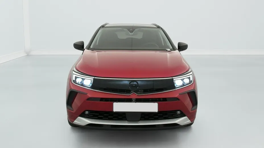 OPEL Grandland -