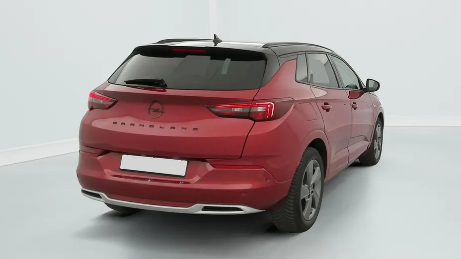 OPEL Grandland -