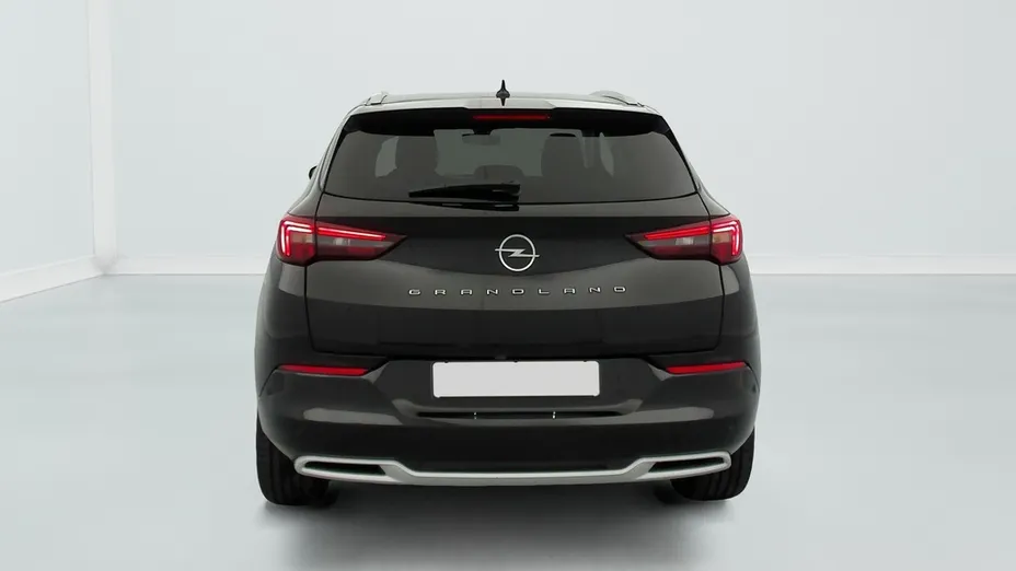 OPEL Grandland -
