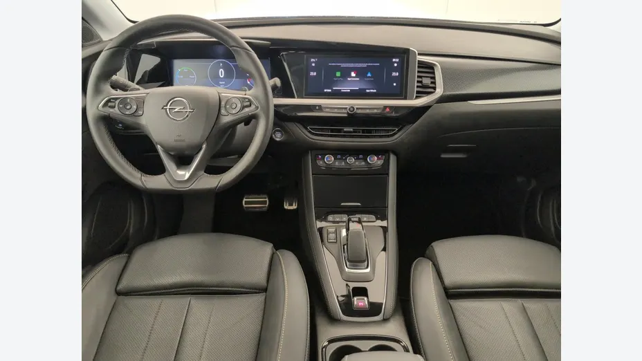 OPEL Grandland -