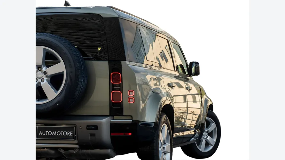 LAND ROVER Defender Defender 110 3.0 D250 mHEV X-Dynamic SE